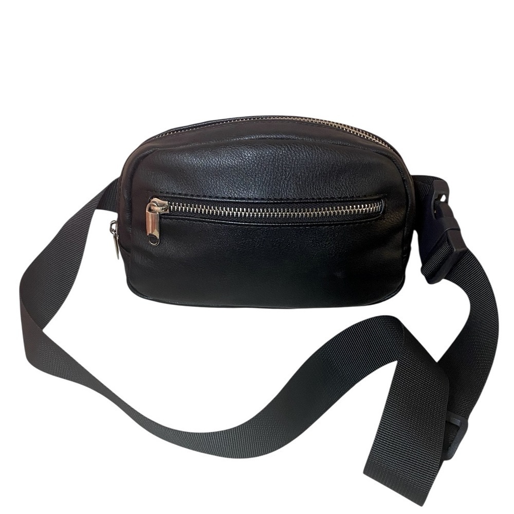 WILD FABLE Crossbody Bag/Fanny Pack Faux Leather Canvas Strap in Black - Picture 2 of 7